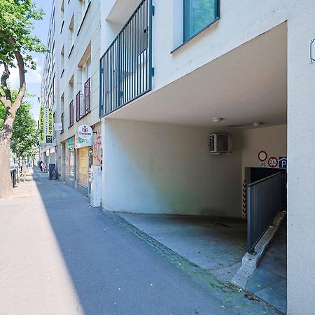 ブラチスラヴァAdamick Place In City Centre With Free Parkingアパートメント エクステリア 写真